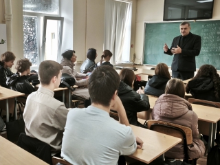 НА КОГО ПОЙТИ УЧИТЬСЯ?